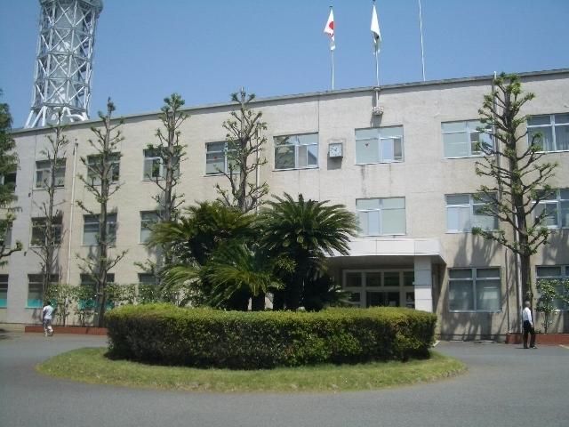 役所　藤沢市役所（役所）まで287m