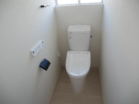 トイレ　新設トイレ