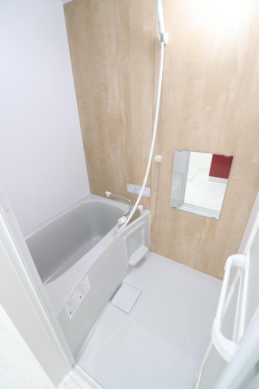 バス・シャワールーム　バス