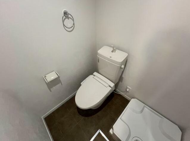 トイレ　ウォシュレット付きが嬉しいトイレです