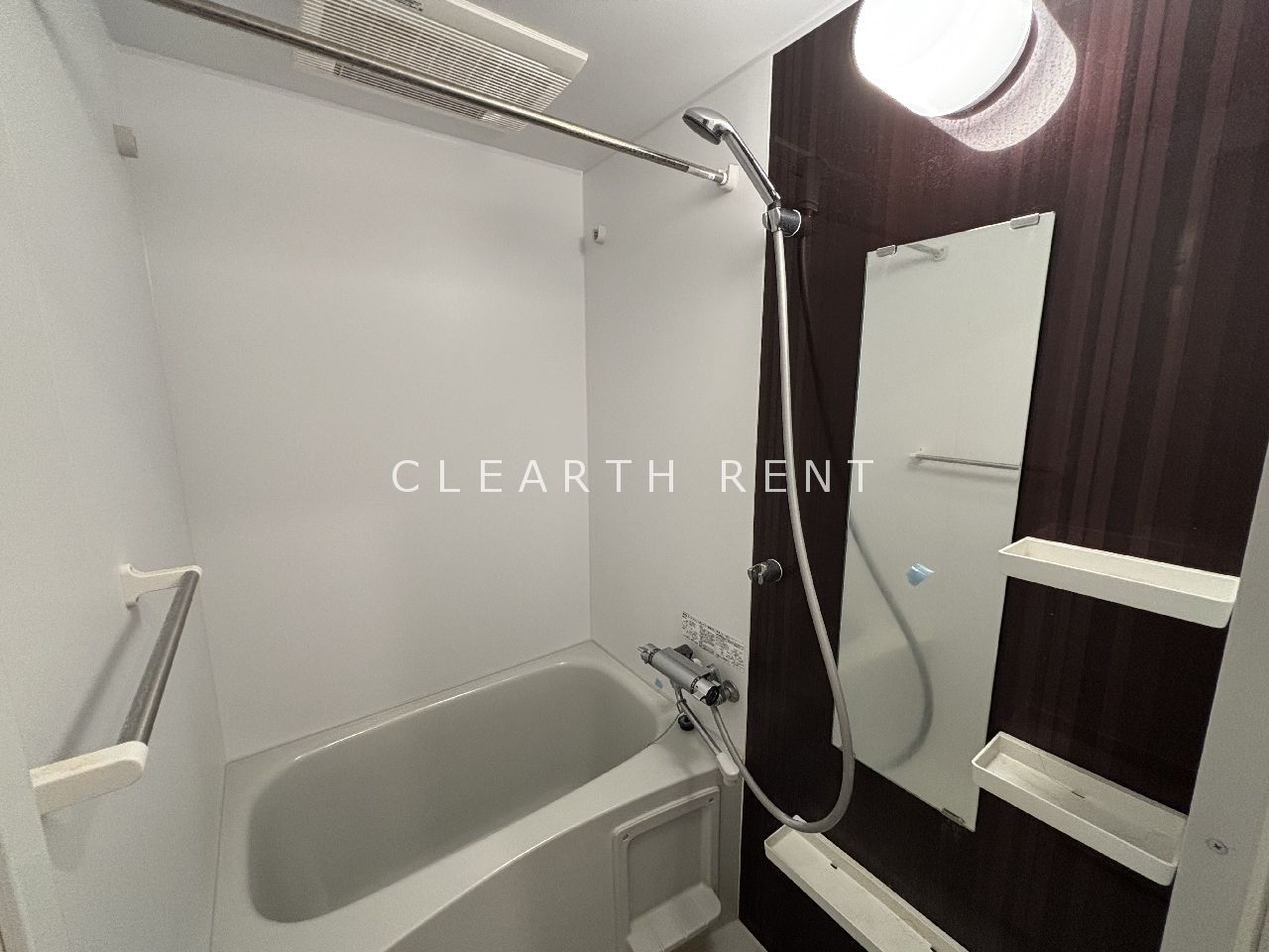 バス・シャワールーム　同タイプ別住戸写真となります。現況と異なる場合がございます。