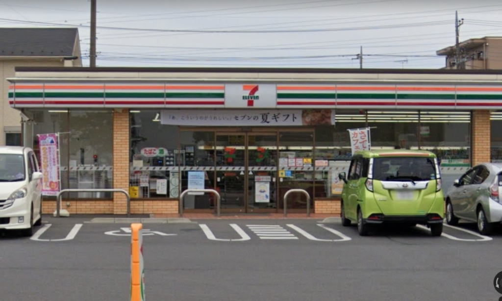 コンビニ　セブンイレブン 高坂駅西口店（コンビニ）まで314m