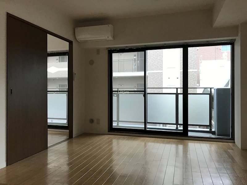 居室・リビング　※同タイプの他のお部屋です