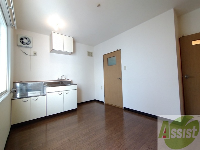 居室・リビング　７帖のキレイなお部屋が広がっていて、充実した生活が送れそう。