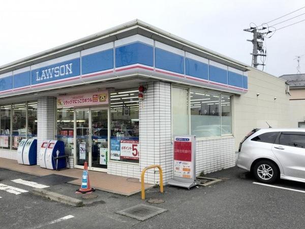コンビニ　ローソン鳥取賀露店（コンビニ）まで834m