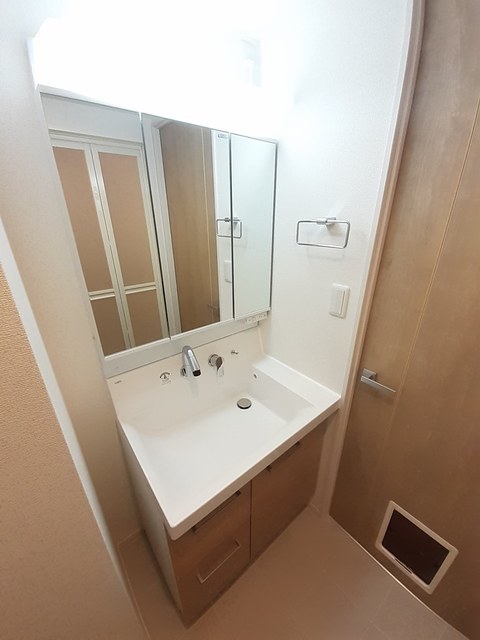 洗面設備　独立洗面台