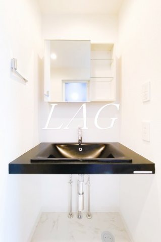 洗面設備　洗面台です。