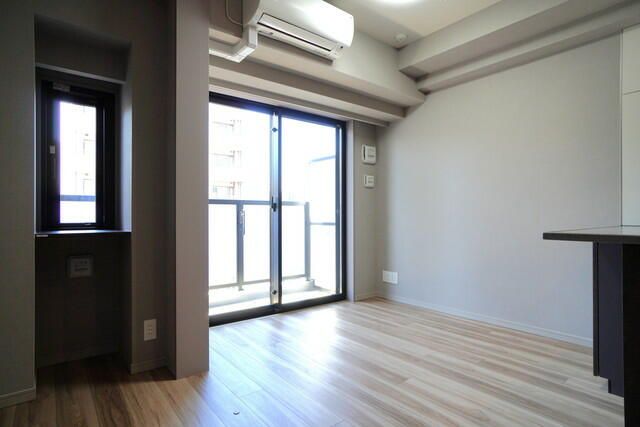 居室・リビング　ゆったりとした居間です