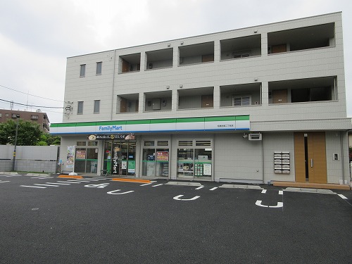 コンビニ　ファミリーマート 板橋赤塚二丁目店（コンビニ）まで391m