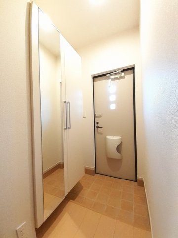 玄関　ゆったりとした玄関です