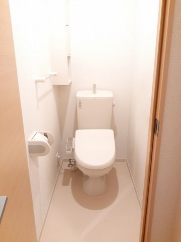 トイレ　ゆったりとした空間のトイレです