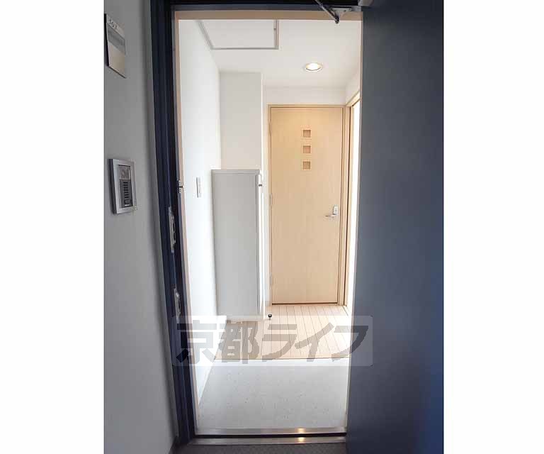 玄関　・お部屋探しは京都ライフまで・