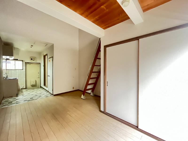 居室・リビング　別号室