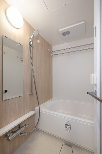 バス・シャワールーム　※写真は同タイプ住戸です。