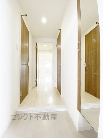 玄関　※別号室タイプ写真