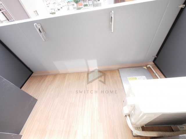 バルコニー　お洗濯にも便利なバルコニー付き