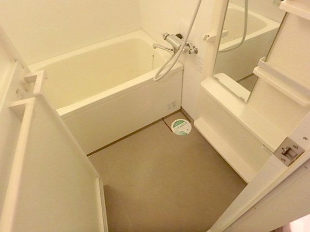 バス・シャワールーム　浴室