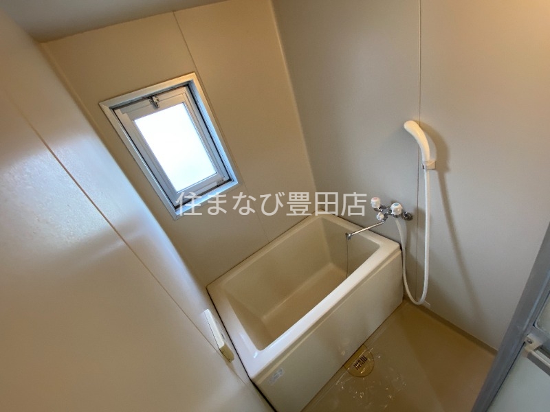 バス・シャワールーム　同型別部屋写真