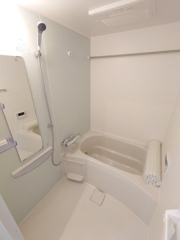 バス・シャワールーム　別部屋参考写真