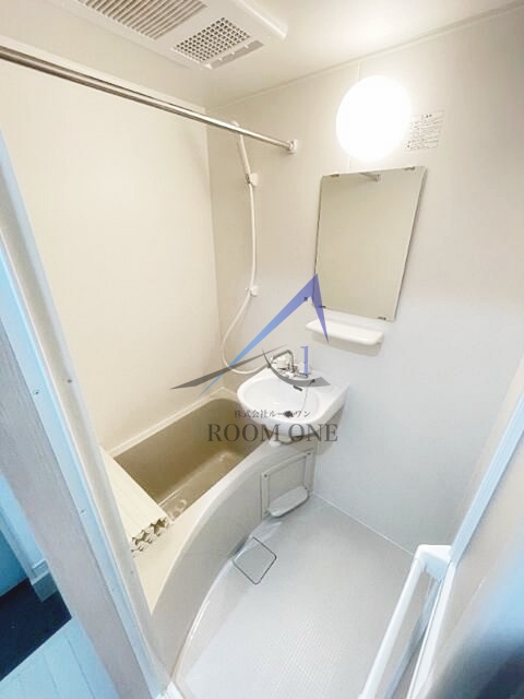 バス・シャワールーム　お風呂です。