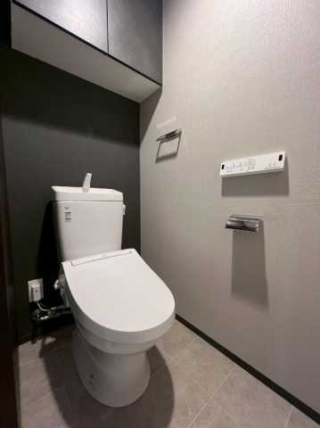 トイレ　※他部屋の同じ間取りの写真になります。