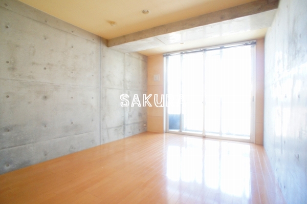 居室・リビング　使いやすい形の為、レイアウトを楽しめます♪