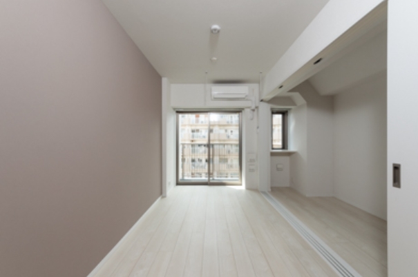 居室・リビング　反転タイプ参考画像