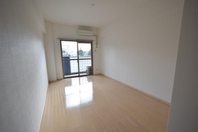 居室・リビング　※写真は１Ｋタイプです