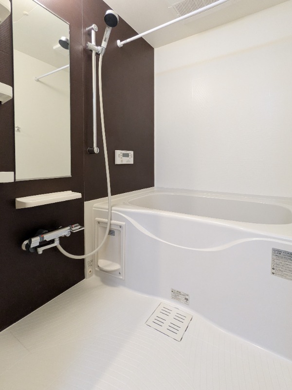 バス・シャワールーム　図面と現状に相違がある場合には現状を優先