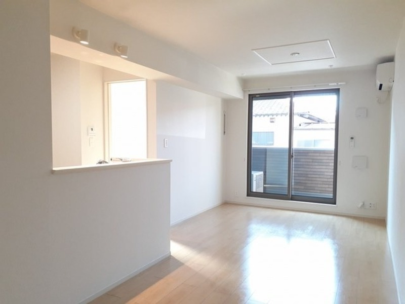 居室・リビング　図面と現状に相違がある場合には現状を優先