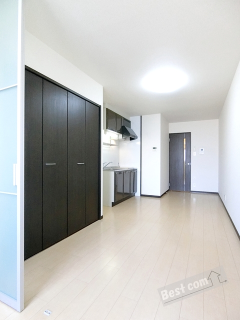 居室・リビング　全室照明付きです♪