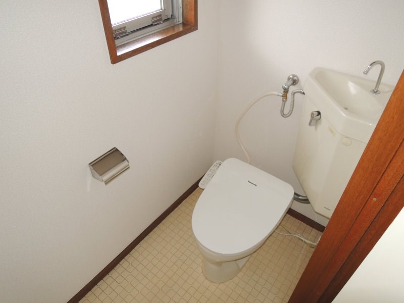 トイレ　ウォシュレット付きトイレ