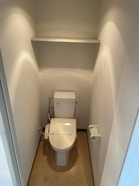 トイレ　トイレもきれいです