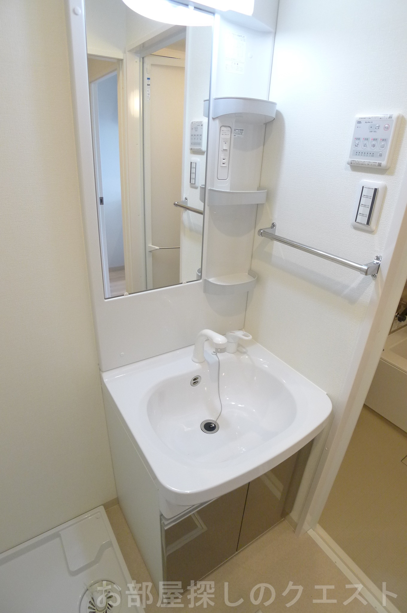 洗面設備　（写真は同物件イメージです。）