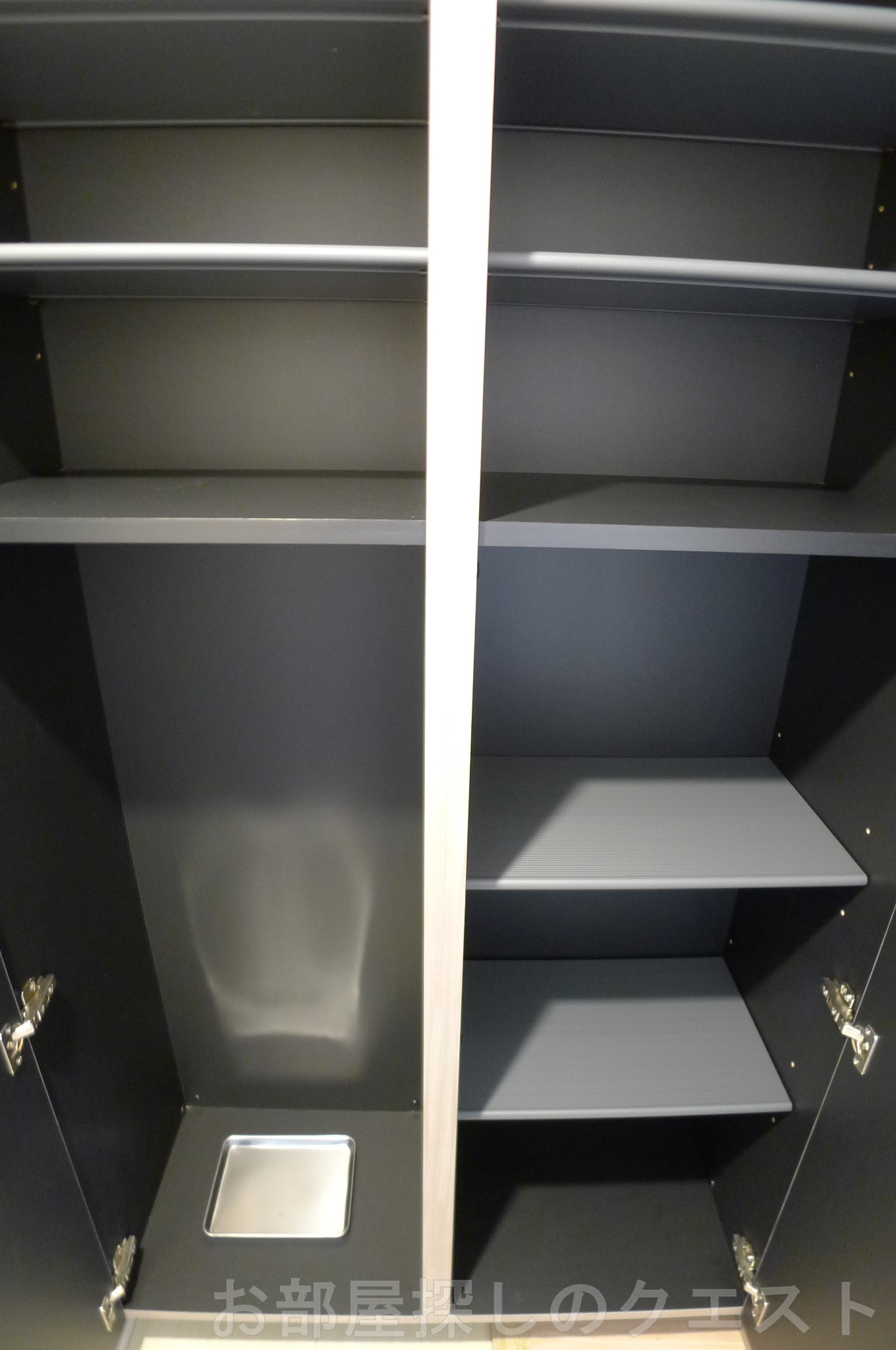 玄関　（写真は同物件イメージです。）