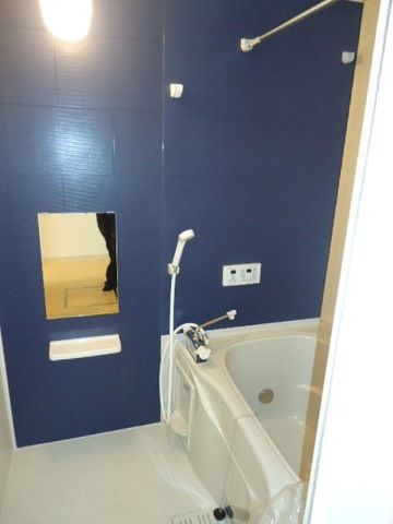 バス・シャワールーム　きれいなお風呂です