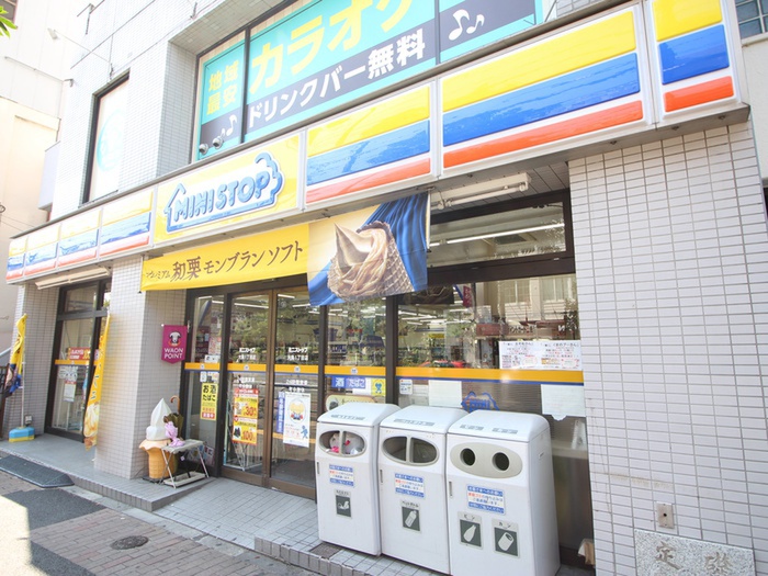 コンビニ　ミニストップ大島１丁目店（コンビニ）まで159m