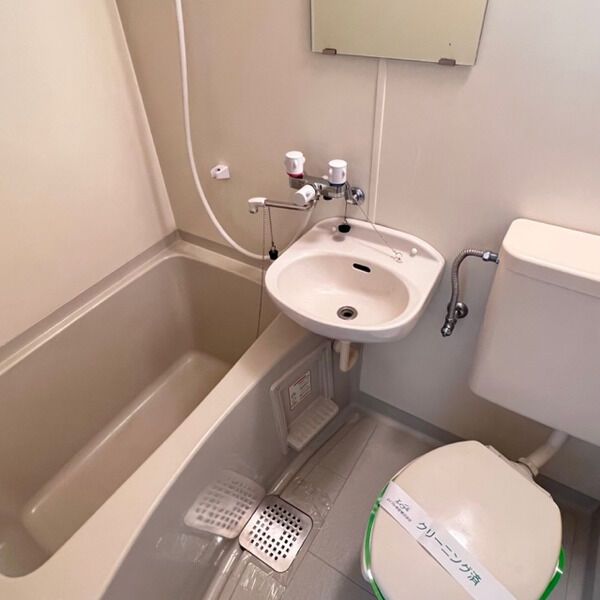 バス・シャワールーム