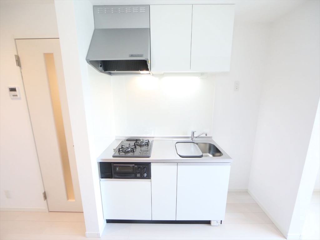 キッチン　システムキッチン（ガス2口グリル）冷蔵庫レンジ等用意できます