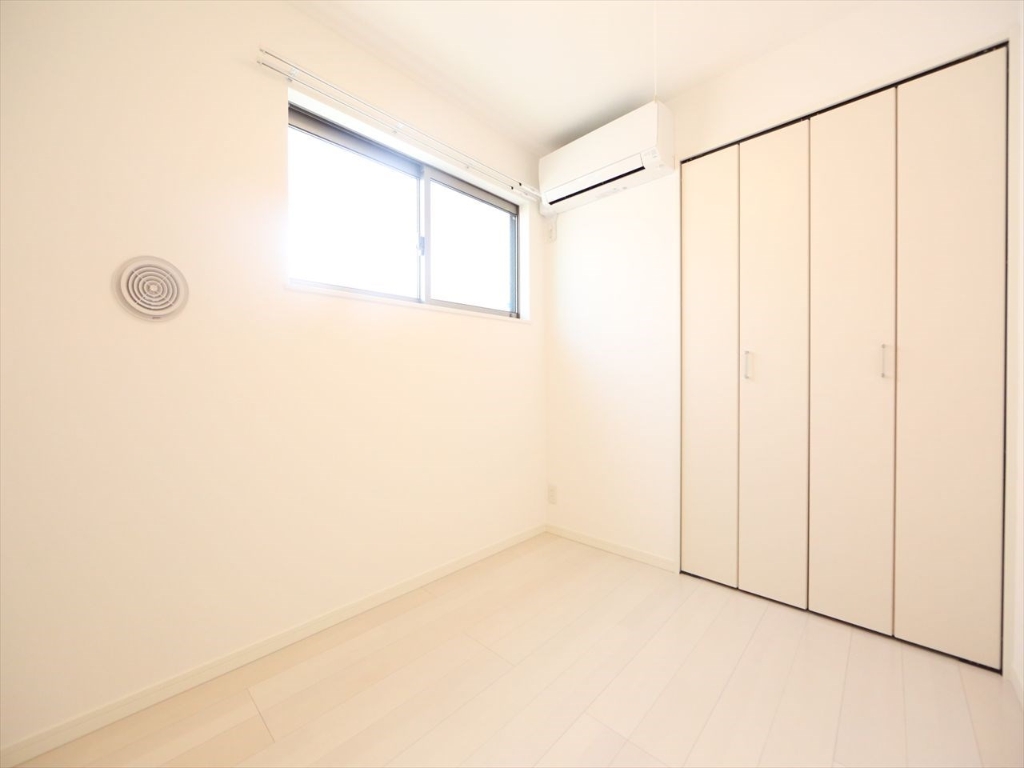 その他部屋・スペース　洋室3.8帖　クローゼット付（収納充実してます）