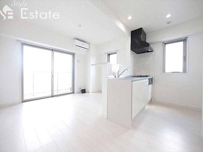 居室・リビング　内装