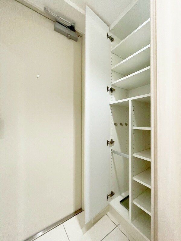 玄関　物件画像