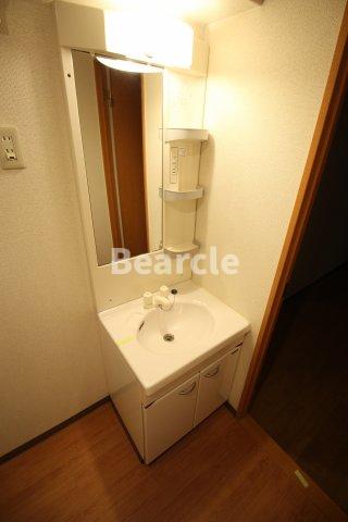 洗面設備　忙しい朝には欠かせない洗面所です