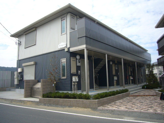 建物外観　アメリアショッピングセンター徒歩１分