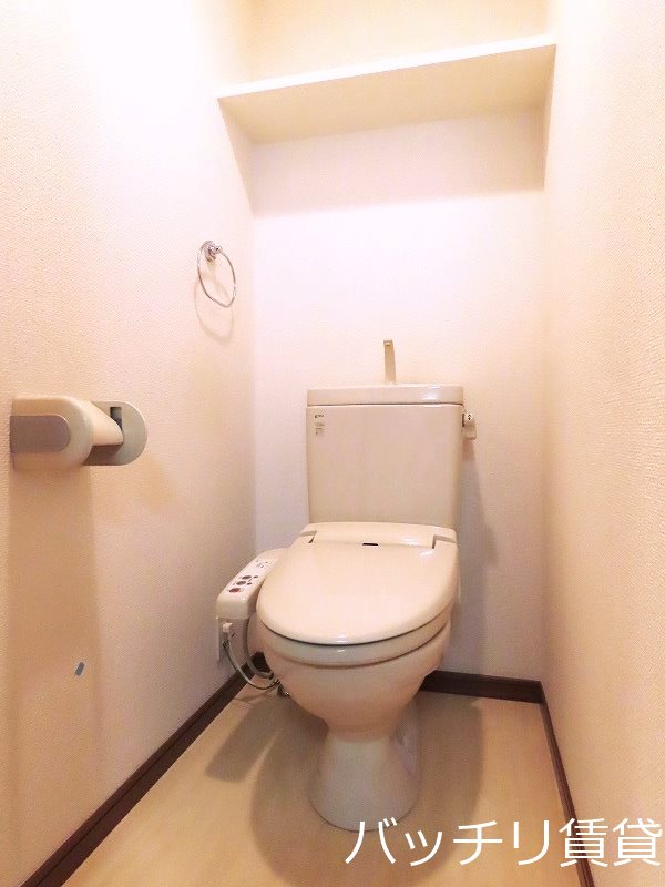 トイレ　画像は同シリーズ参考画像の為、現況を優先いたします。