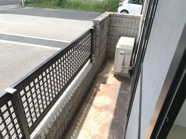 バルコニー　東向き