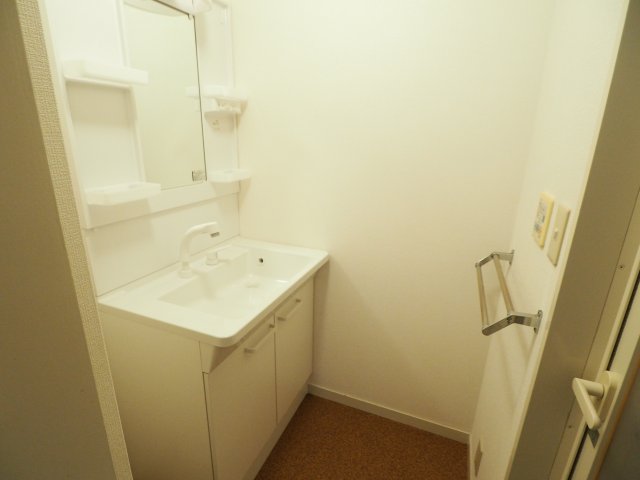 洗面設備　参考写真別部屋の写真です