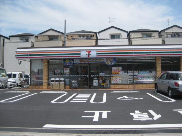 コンビニ　セブン-イレブン 大阪加島３丁目店（コンビニ）まで270m