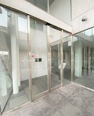 玄関　エントランス