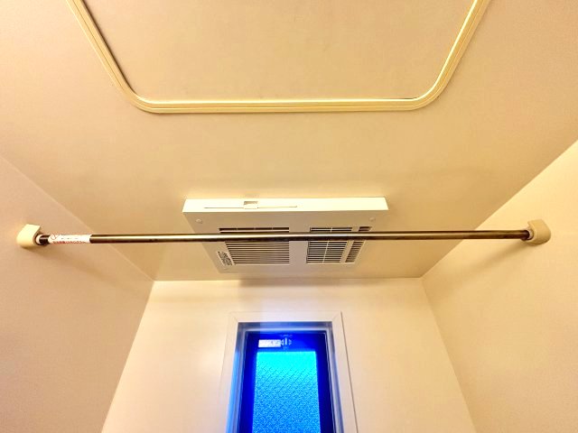 その他設備　雨の日でも問題ない浴室乾燥機付き★